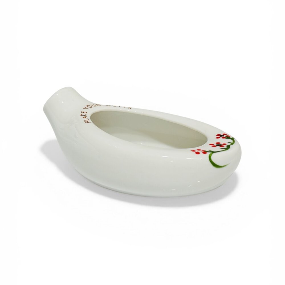 Vintage "Place Your Butts" Porcelain Ashtray Made in Japan - Picture 8 of 11